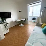Apartment In Pieno Centro - 500 Metri Dal Mare.