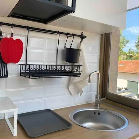 In Pieno Centro - 500 Metri Dal Mare. *