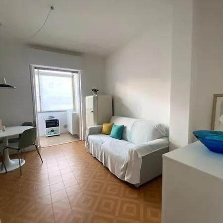 In Pieno Centro - 500 Metri Dal Mare. Appartamento Viareggio