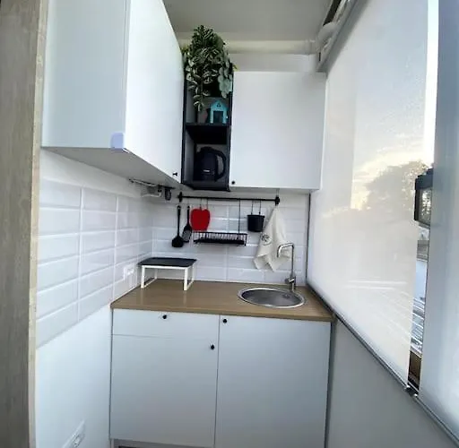 Appartamento In Pieno Centro - 500 Metri Dal Mare.